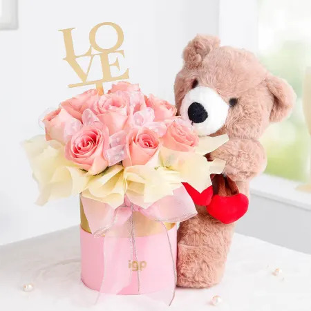 Top 10 Romantic Gifts for Your New Valentine’s Day
