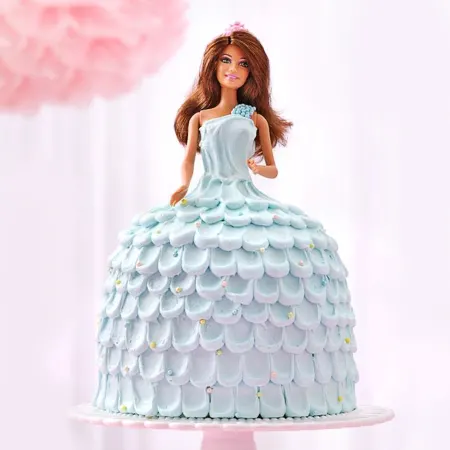 Bride-to-be-cakes